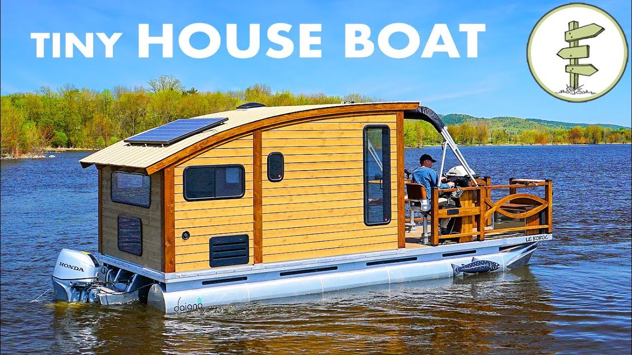 pontoon boat houseboat