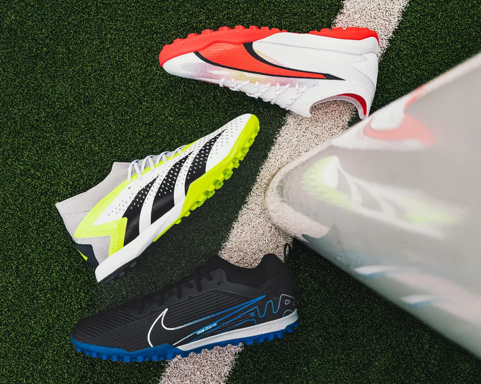 nike astro turf football trainers