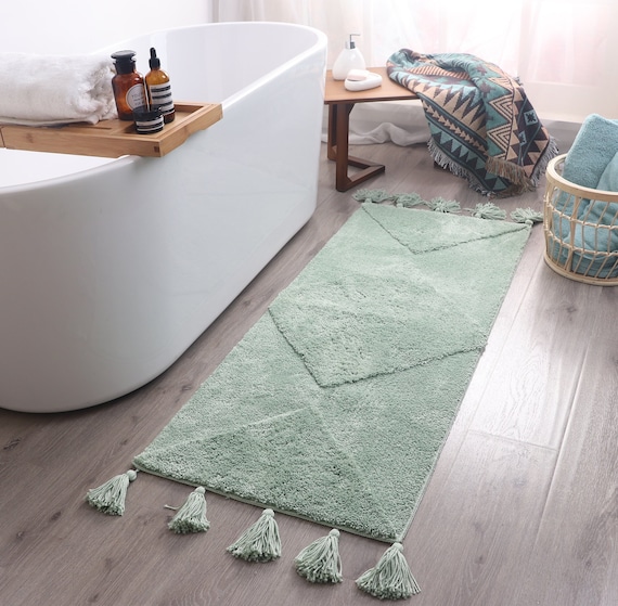 long bath rug