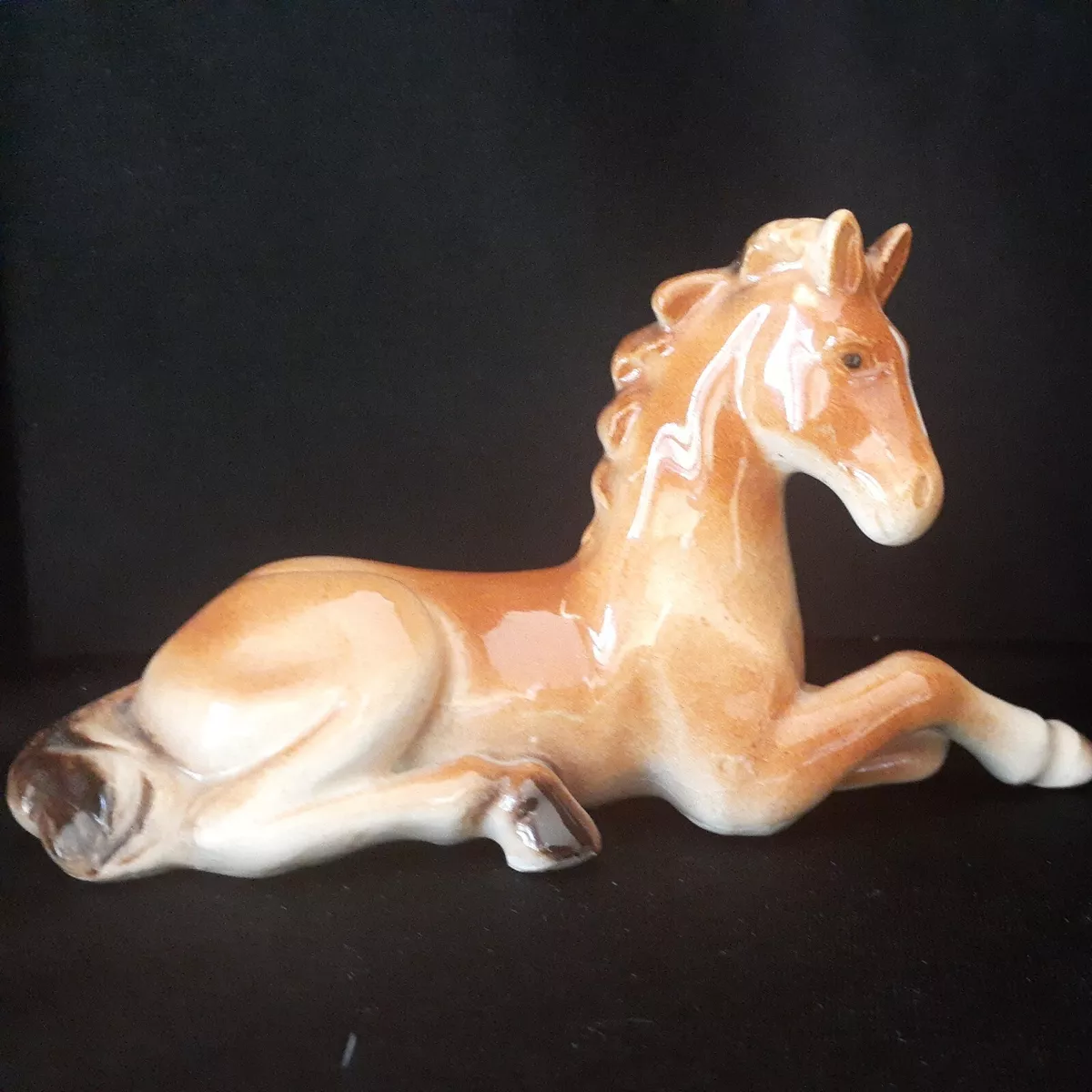 porcelain horse figurines