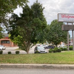 walgreens charlotte pike nashville