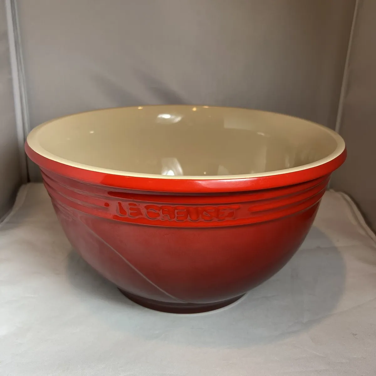 le creuset mixing bowl