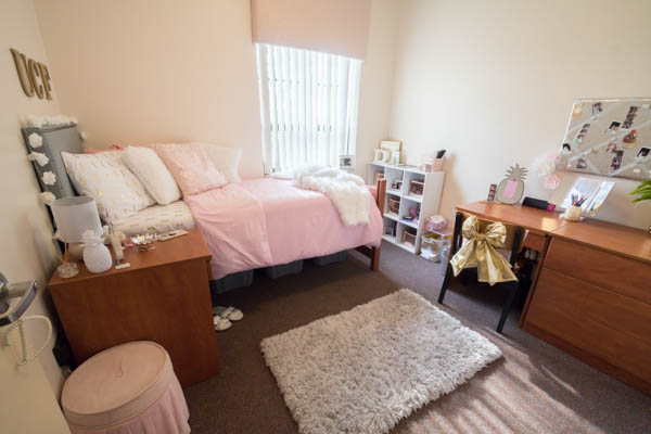 university of central florida dorm rooms