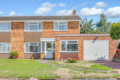 three bedroom houses near me