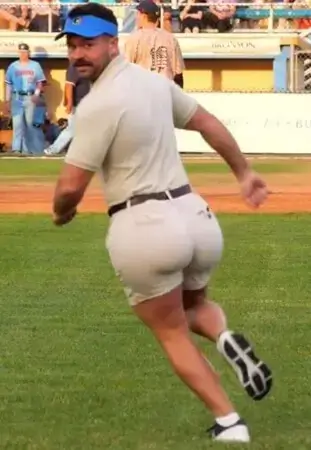 is frankie lapennas butt real
