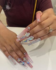 uñas con pedreria