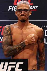 charles oliveira stats