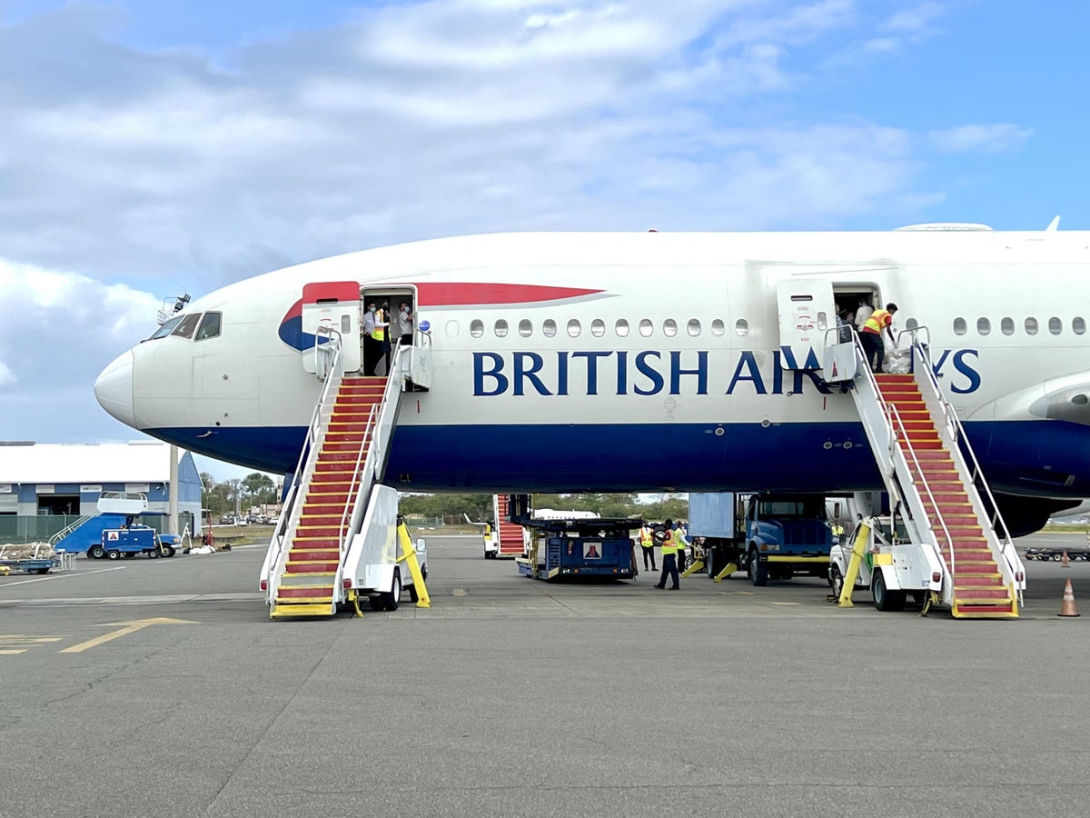 british airways 2166