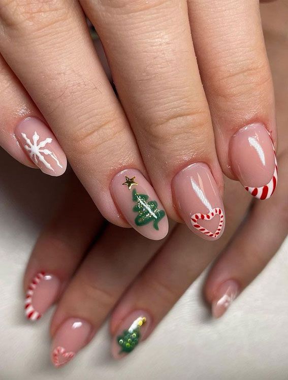 simple christmas nails