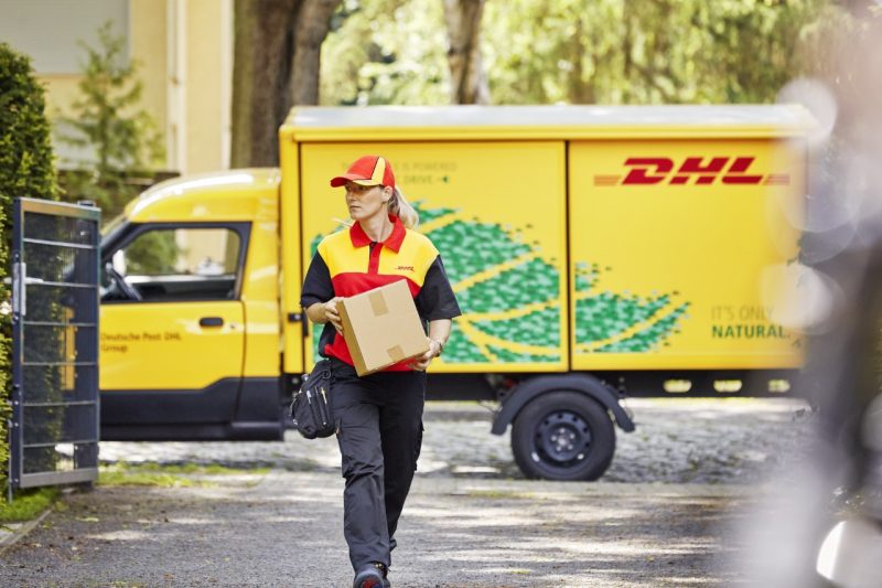 dhl express newport