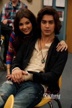 victorious and beck