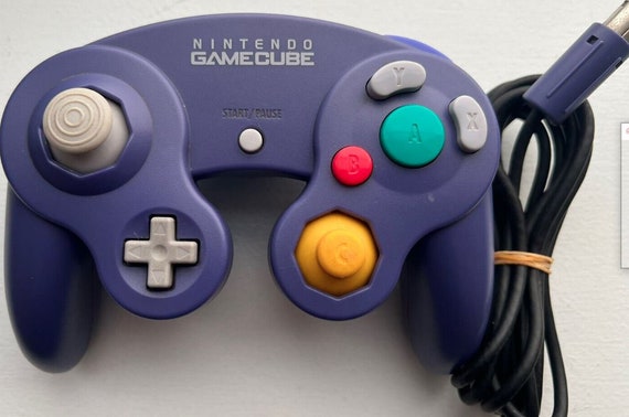 official nintendo gamecube controller