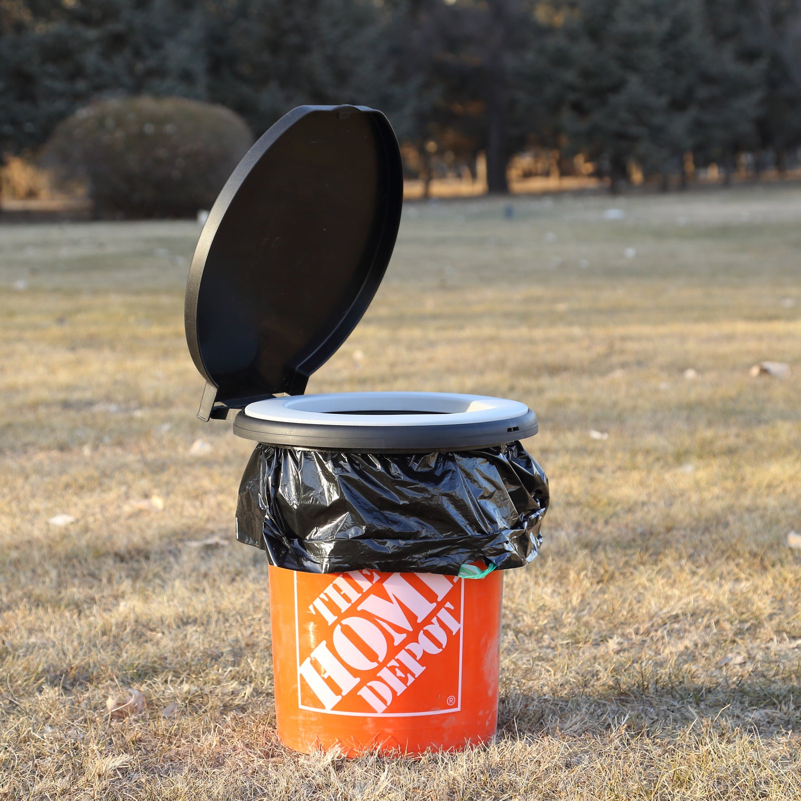 bucket toilet seat