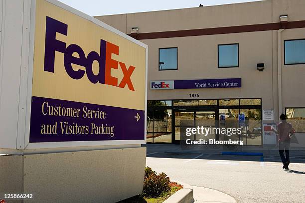 fedex world service center
