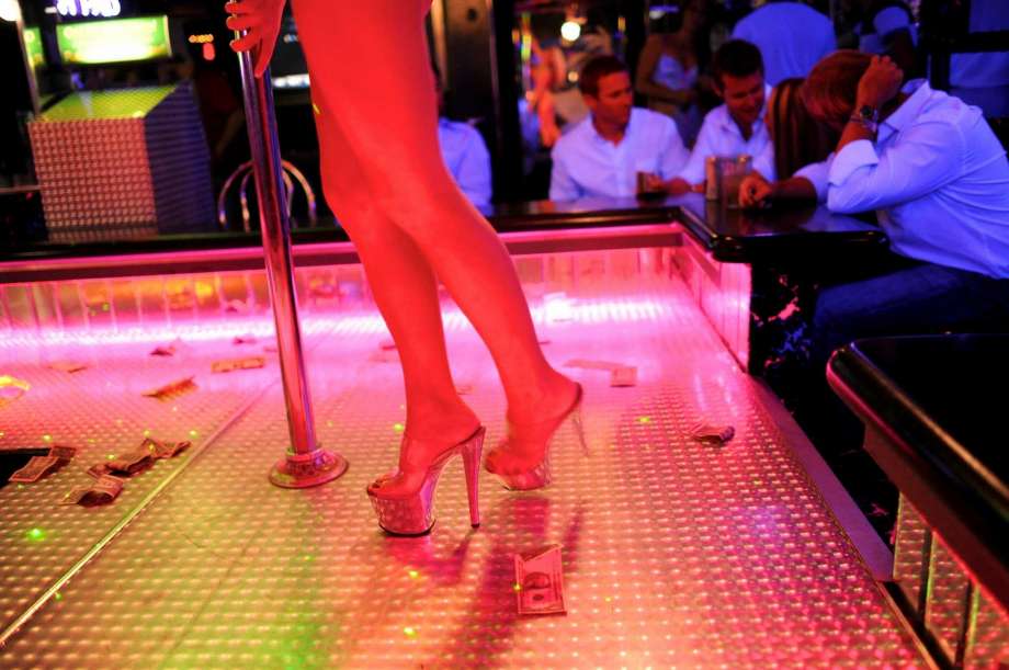 stripclubs for women