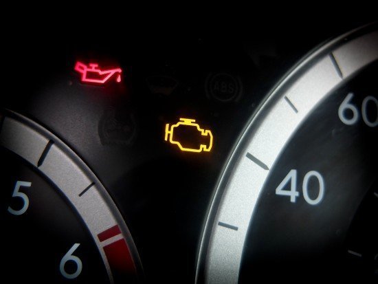 engine management light on nissan qashqai