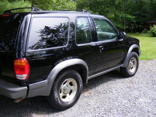 ford explorer 2001 sport