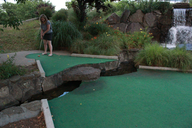 miniature golf eisenhower park