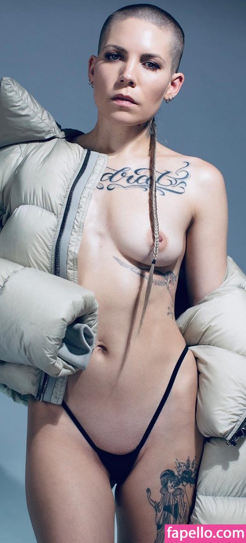 skylar grey nude