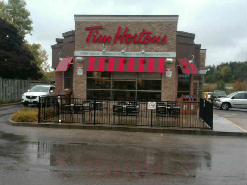 tim hortons victoria street