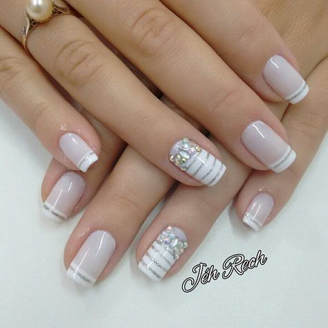 uñas estilo frances