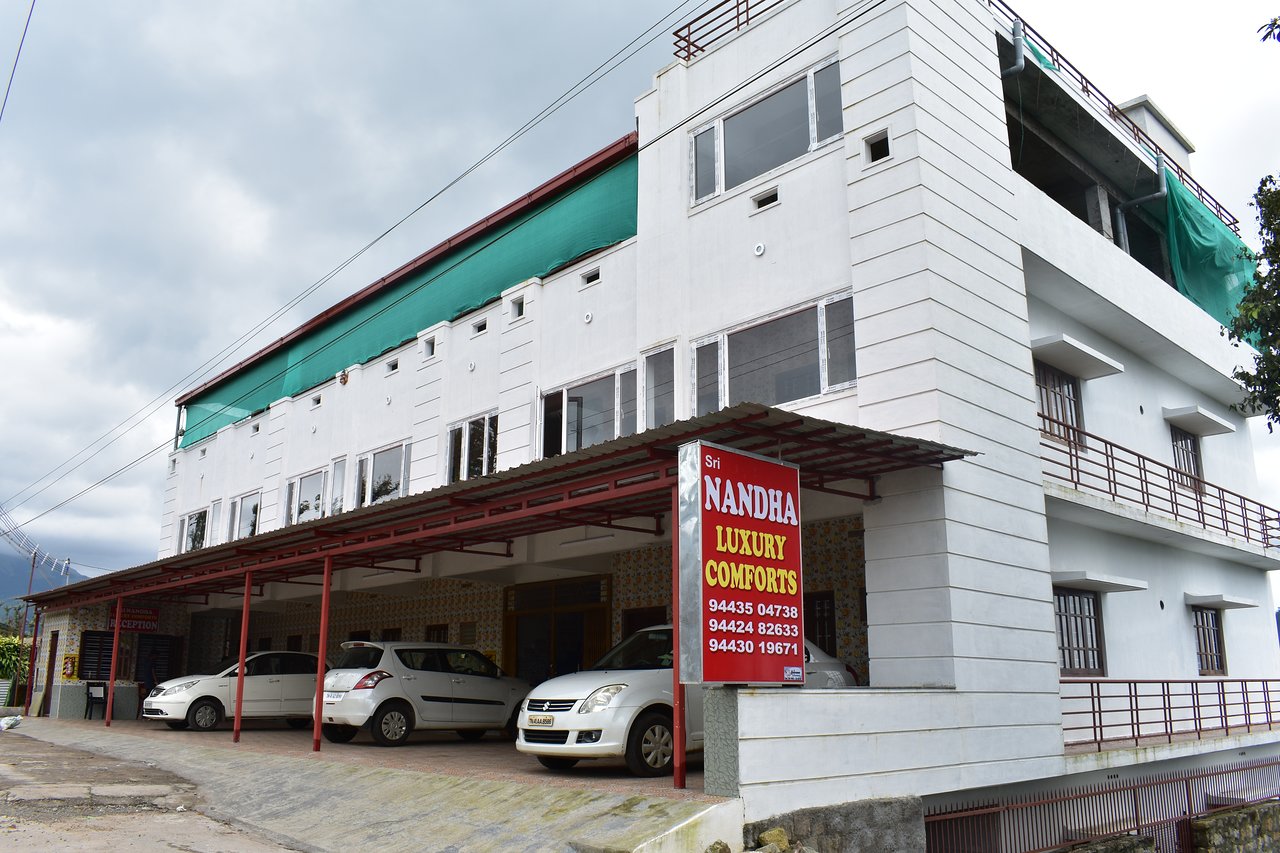 valparai hotels near bus stand