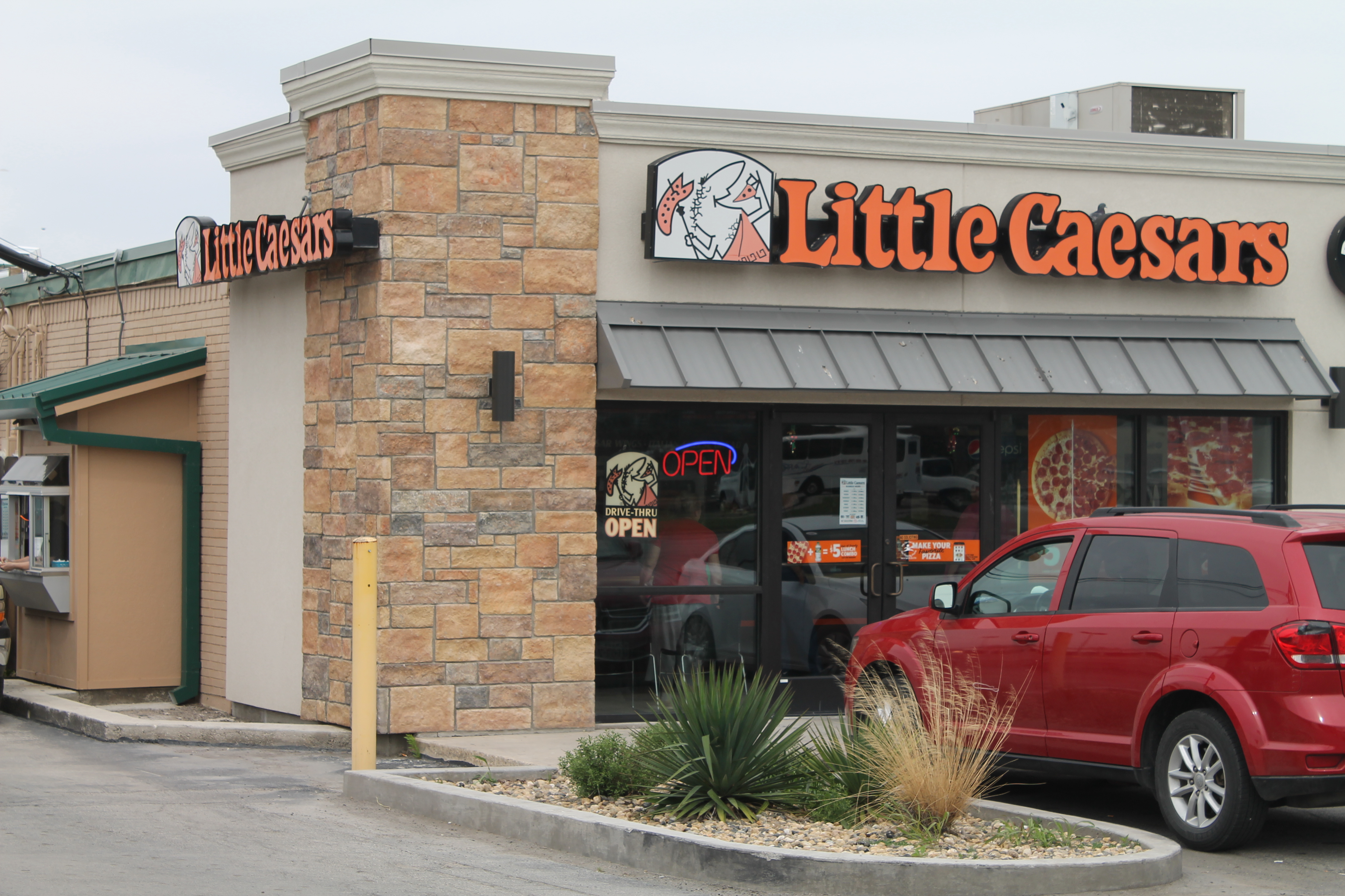 little caesars brownwood