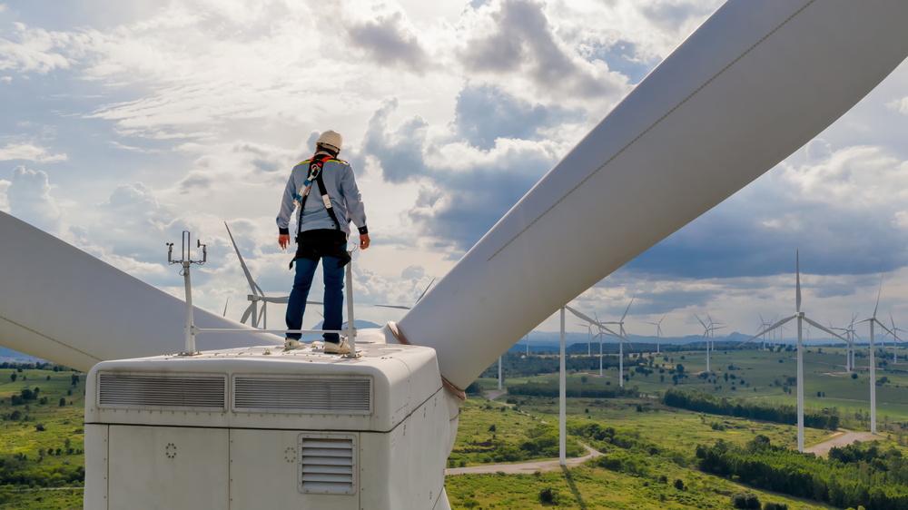 windmill turbine technician salary