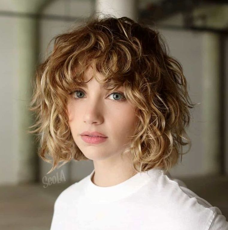 wavy bob haircut with bangs