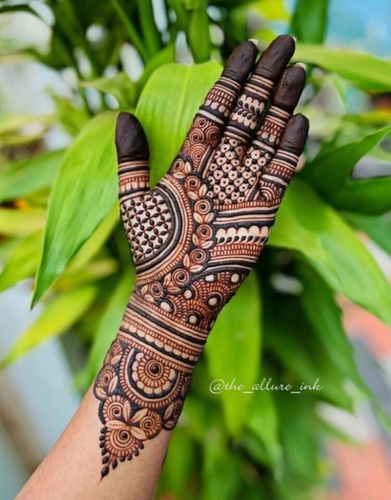 modern mehndi design for front hand