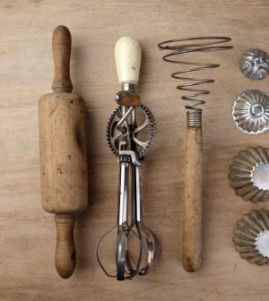 vintage cake decorating tools