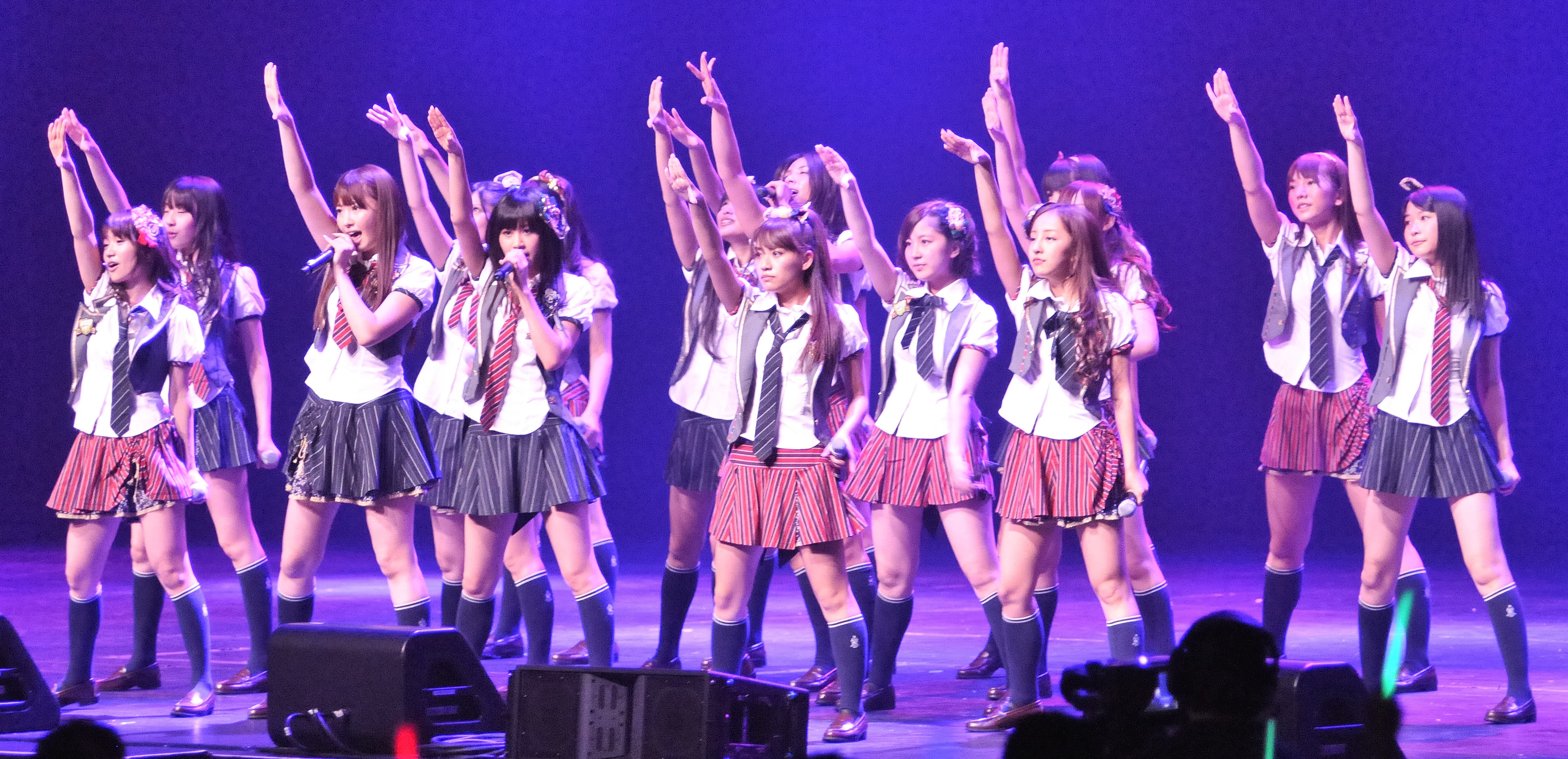 akb48 live on demand download