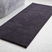 black bath runner