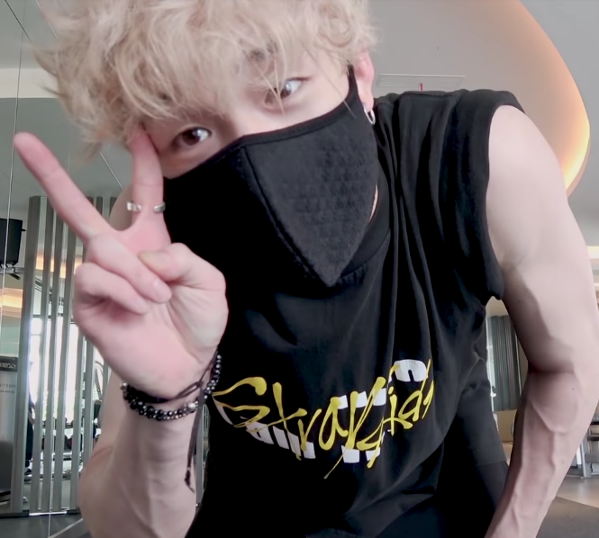 does bang chan have a tattoo