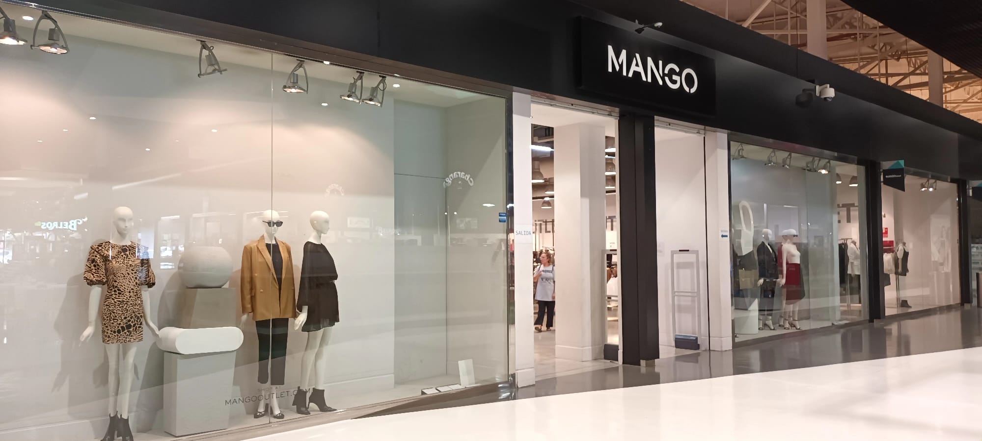 mango outlet at