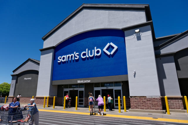 sams club hours chicago