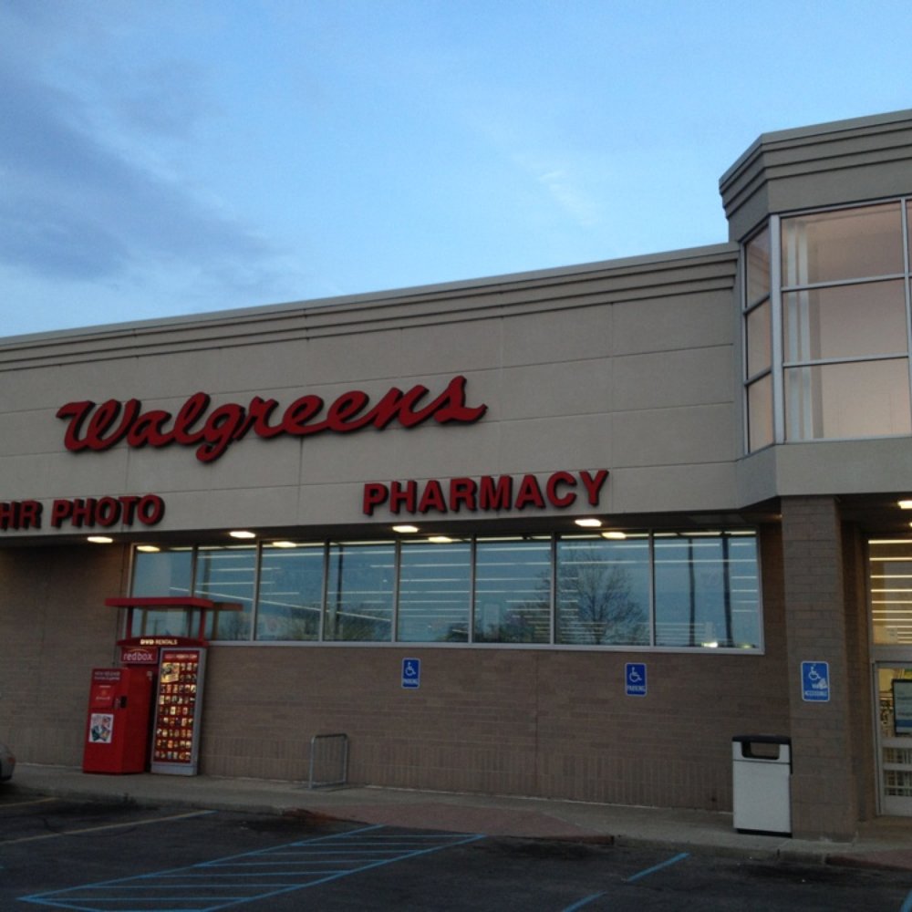 walgreens pharmacy 10 mile and schoenherr