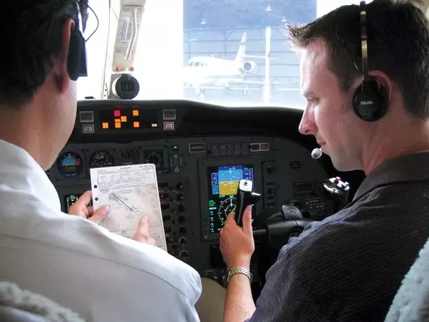 flight instructor pay