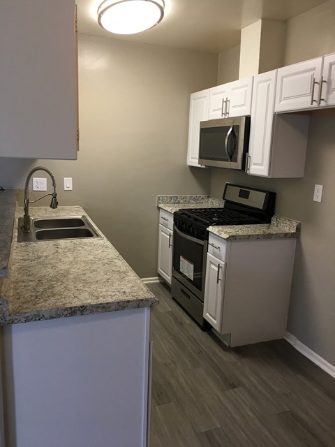 studio apartments in alhambra