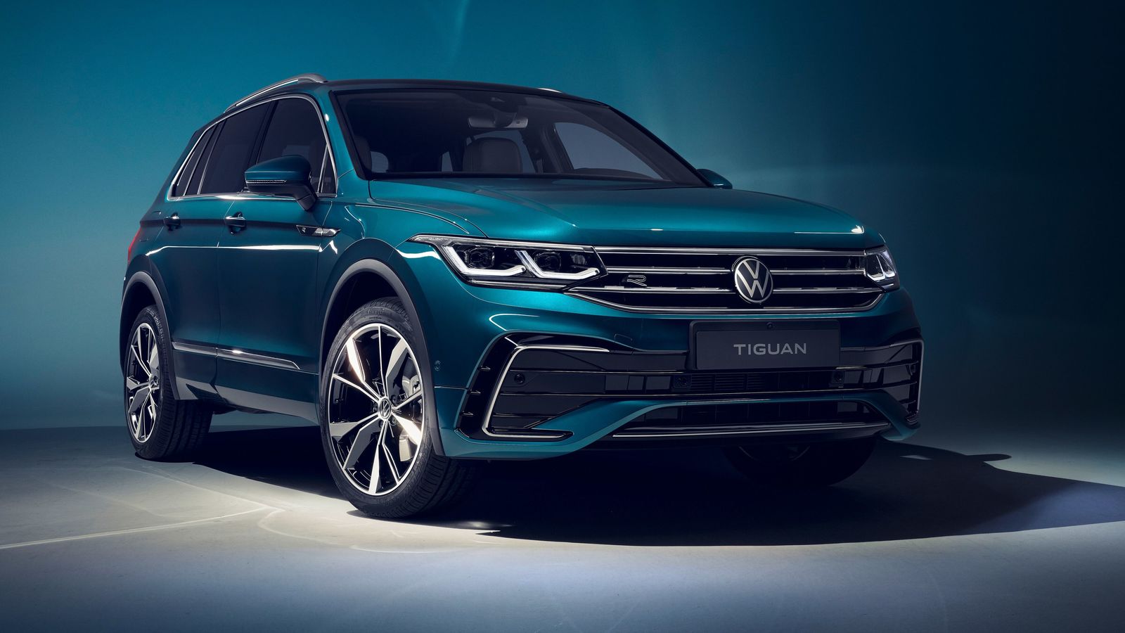 tiguan price on road