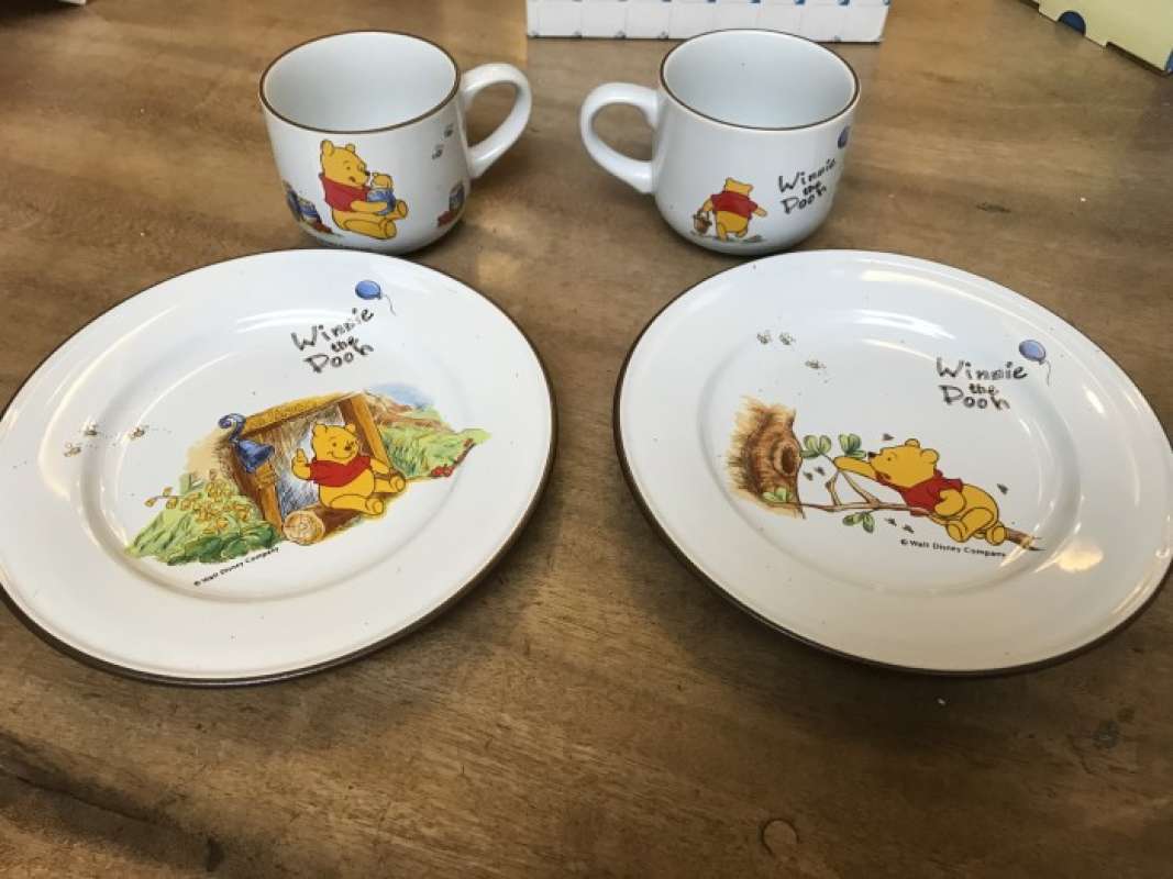 pooh plates