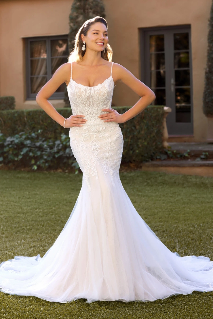 scoop neck wedding dress