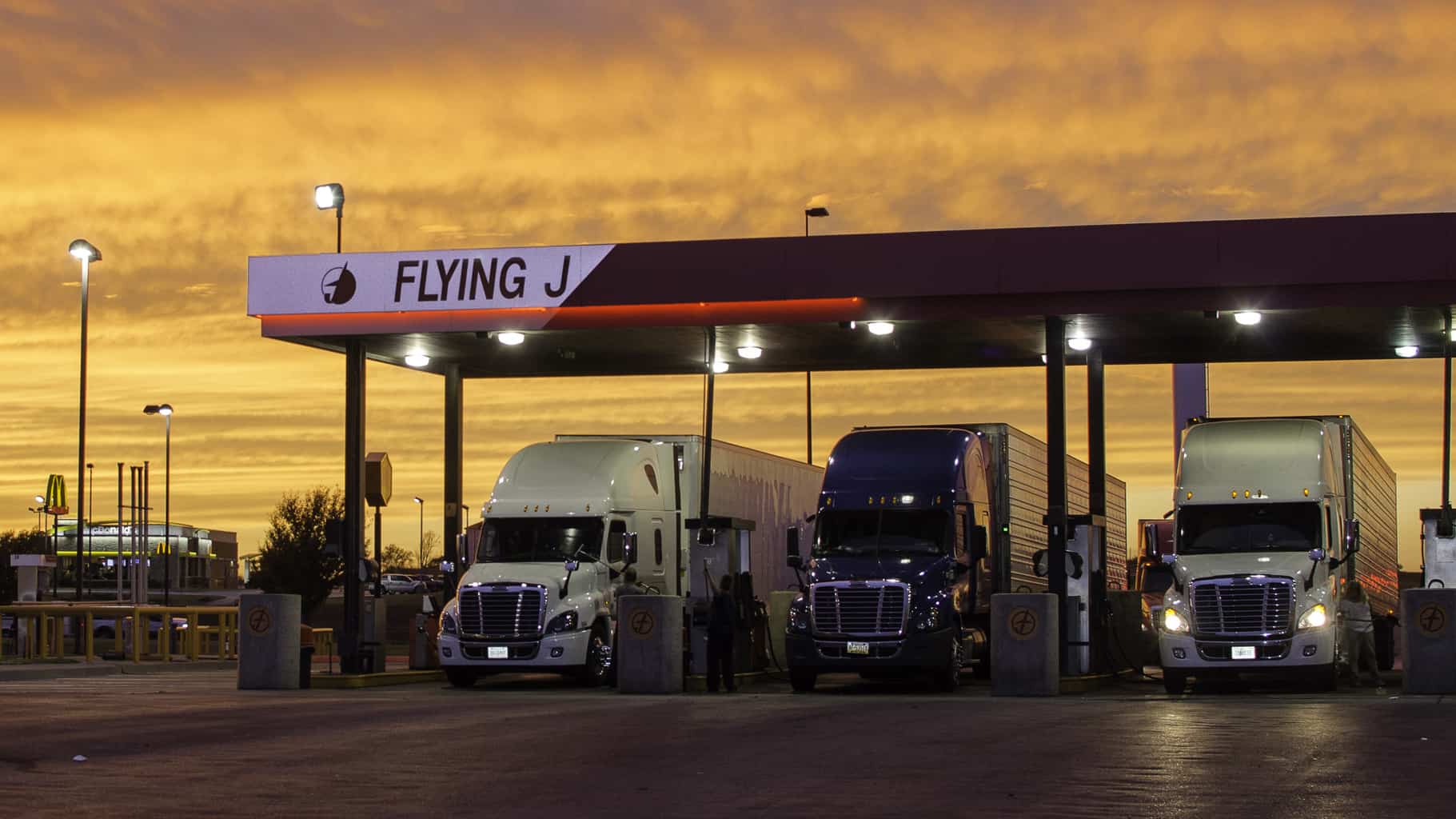 flying j truck stop close to me