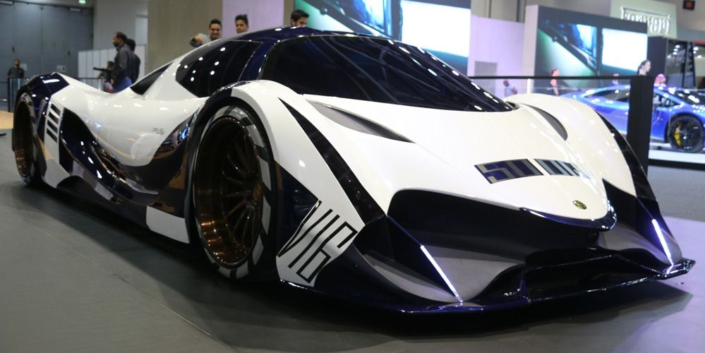 devel sixteen cost