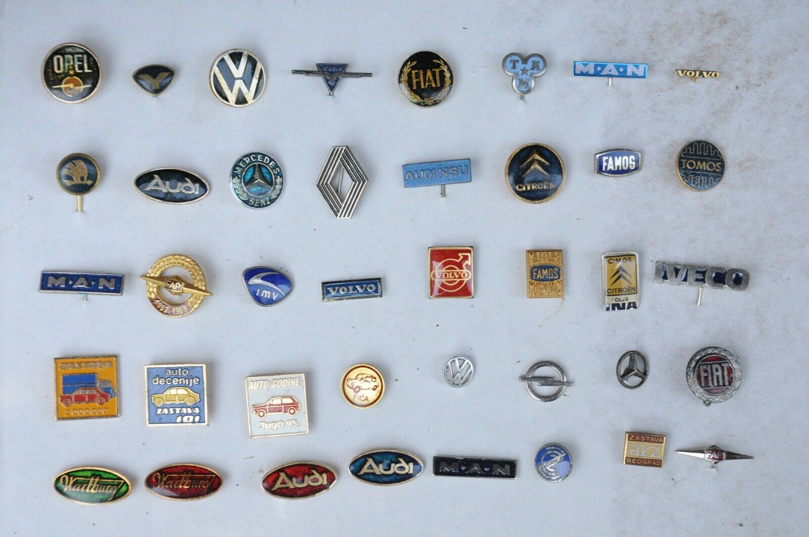 images of car badges