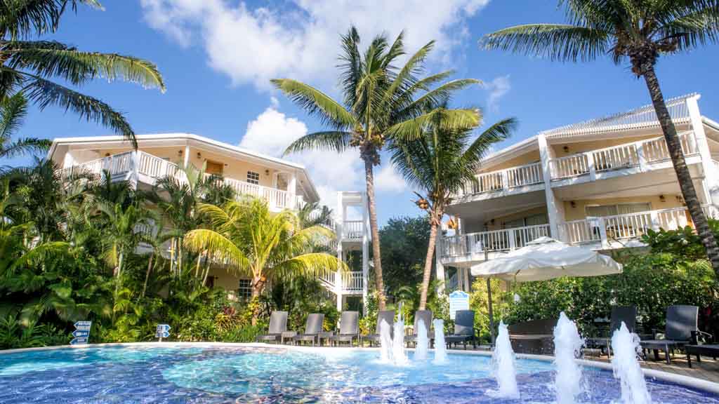 paradise beach hotel roatan honduras