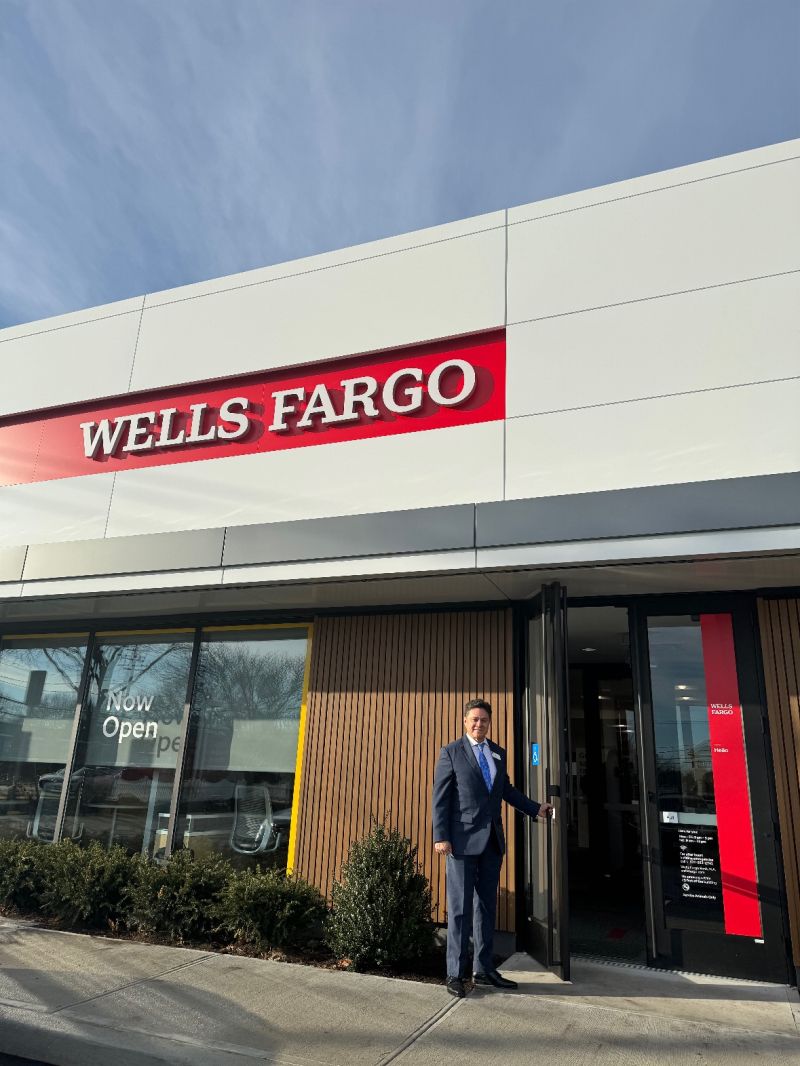 wells fargo ronkonkoma