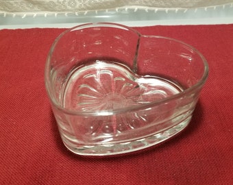 heart shaped glass bowl