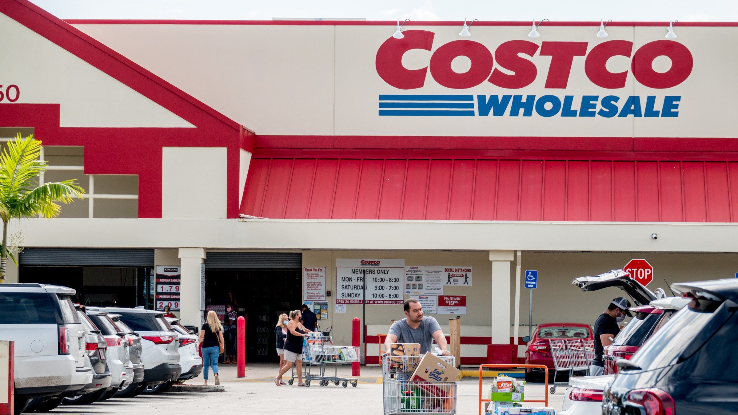 costco hours today sunday