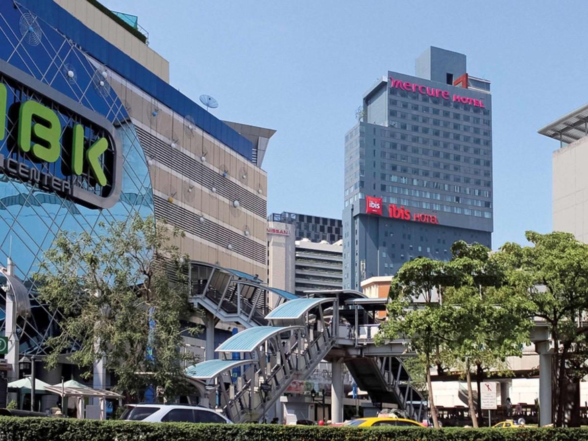 hotels near mbk shopping mall